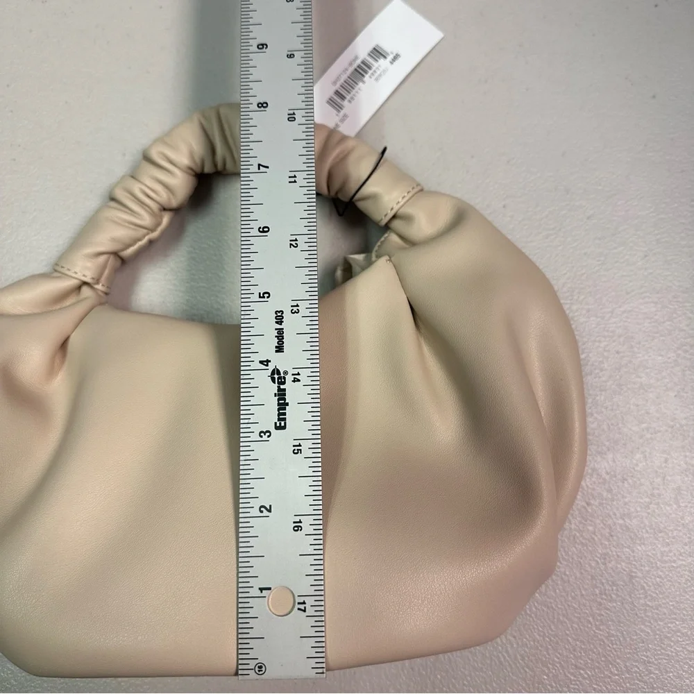 The Drop Cream Hobo Bag‎